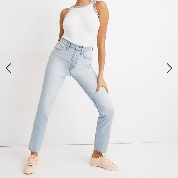 The Petite Curvy Perfect Vintage Jean in Fitzgerald Wash - Picture 6 of 11